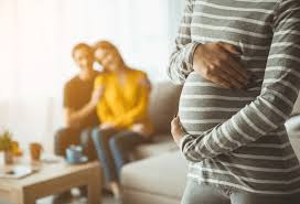 Суррогат ана болу – мамандық па, мәжбүрлік пе?