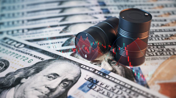 Барреліне 120 доллар: Мұнай бағасы соңғы 4 жылдағы рекордты жаңартты